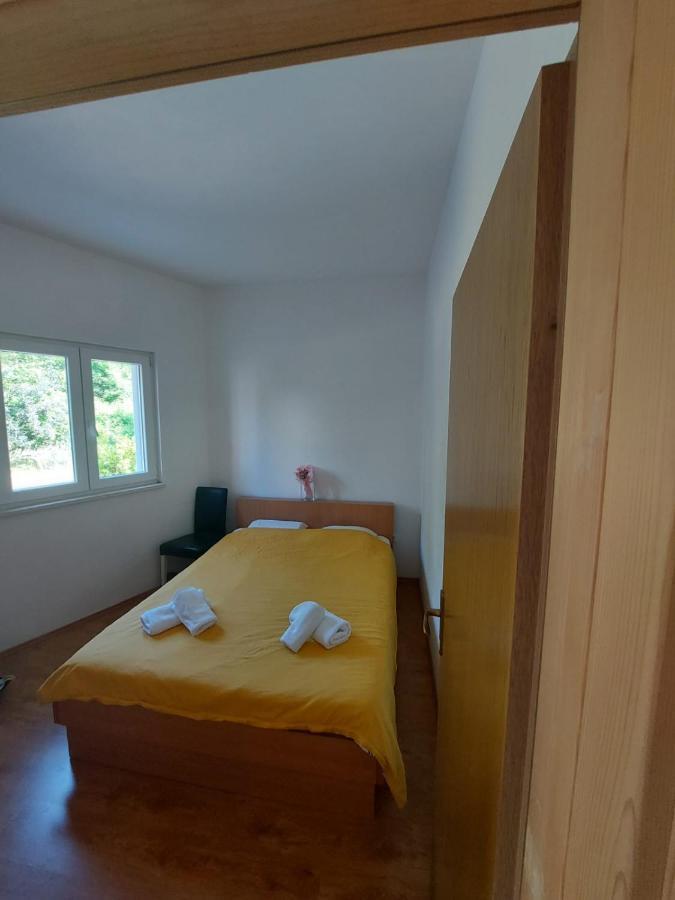 Apartments Neva Makarska Exterior photo